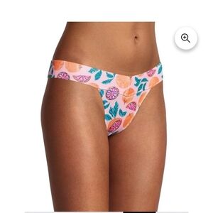 NEW No Boundaries Seamless Minimal Back Coverage V-Thong